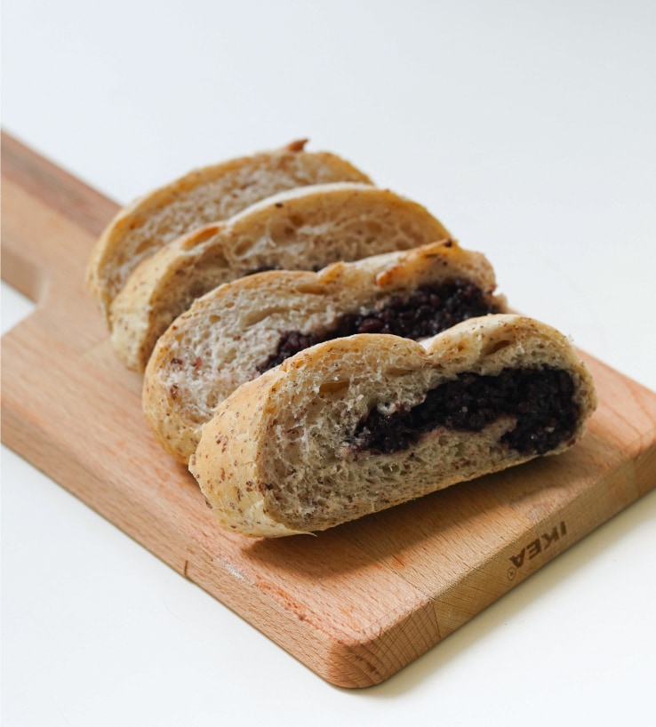 Blueberry pastry based on flax flour